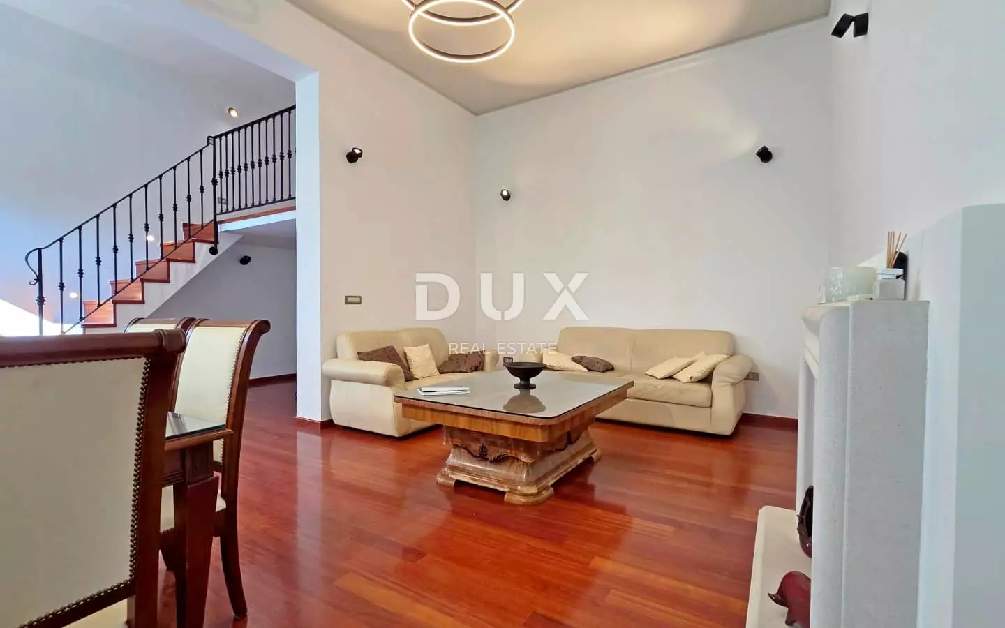 3-bedroom Apartment In Bulevard, Croatia (128 M²)