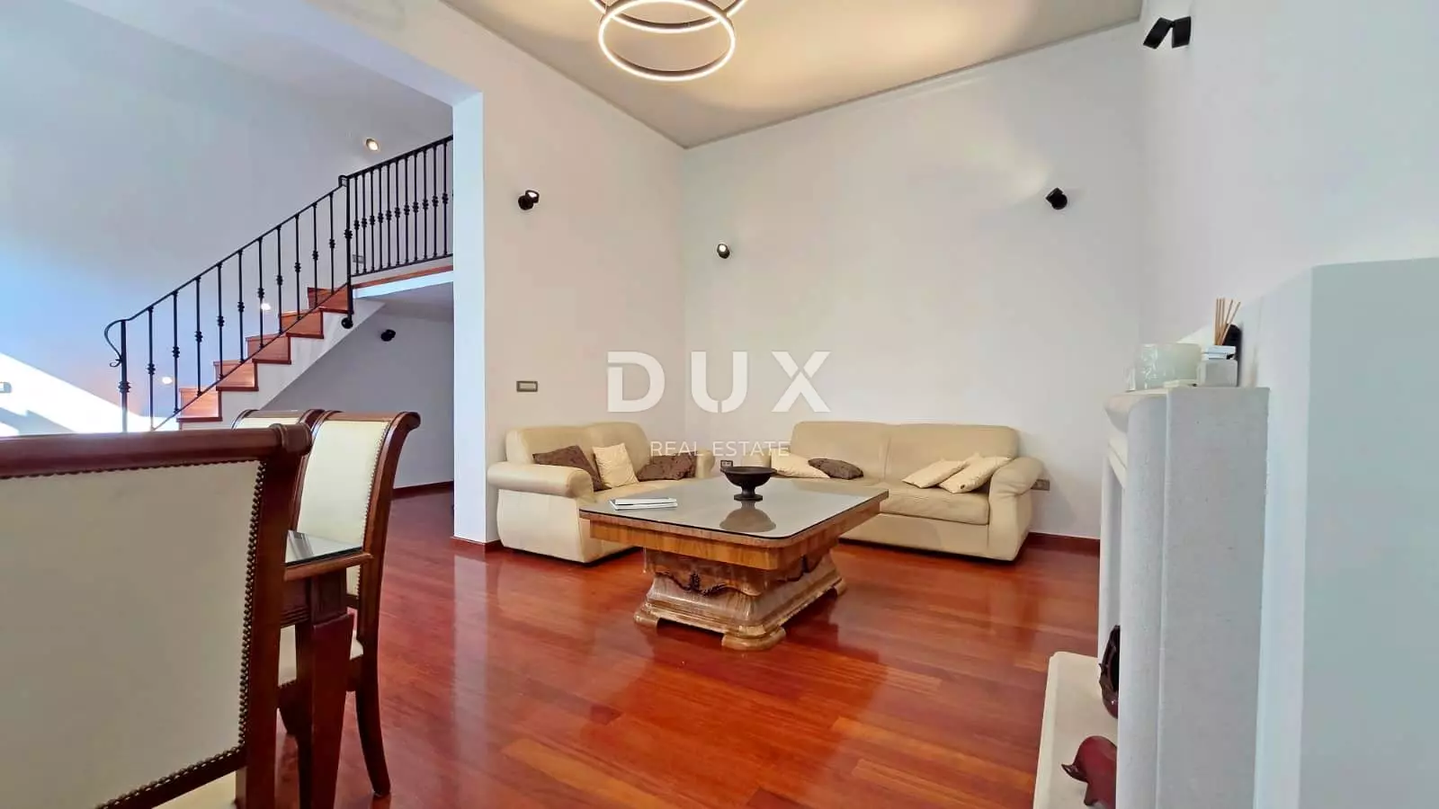 3-bedroom Apartment In Bulevard, Croatia (128 M²)