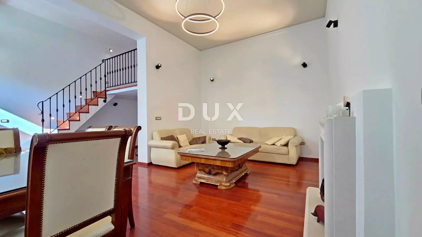 3-bedroom Apartment In Bulevard, Croatia (128 M²)