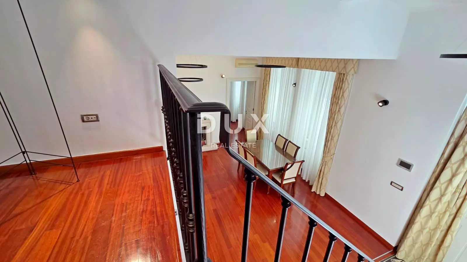 3-bedroom Apartment In Bulevard, Croatia (128 M²)