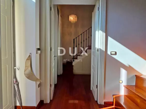 3-bedroom Apartment In Bulevard, Croatia (128 M²)