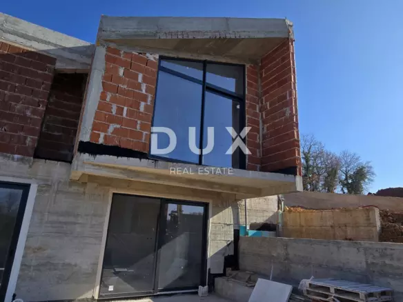 3-bedroom Villa In Labin, Croatia (198,41 M²)