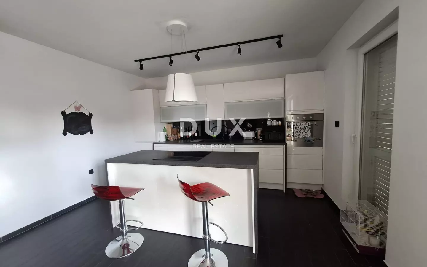 3-bedroom Apartment In Valdebek, Croatia (127,4 M²)