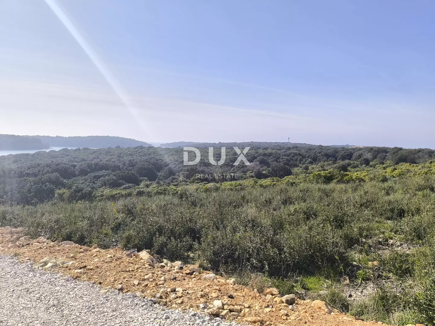 1772711892_1000069971-4f586c Land In Vinkuran, Croatia (664 M²)