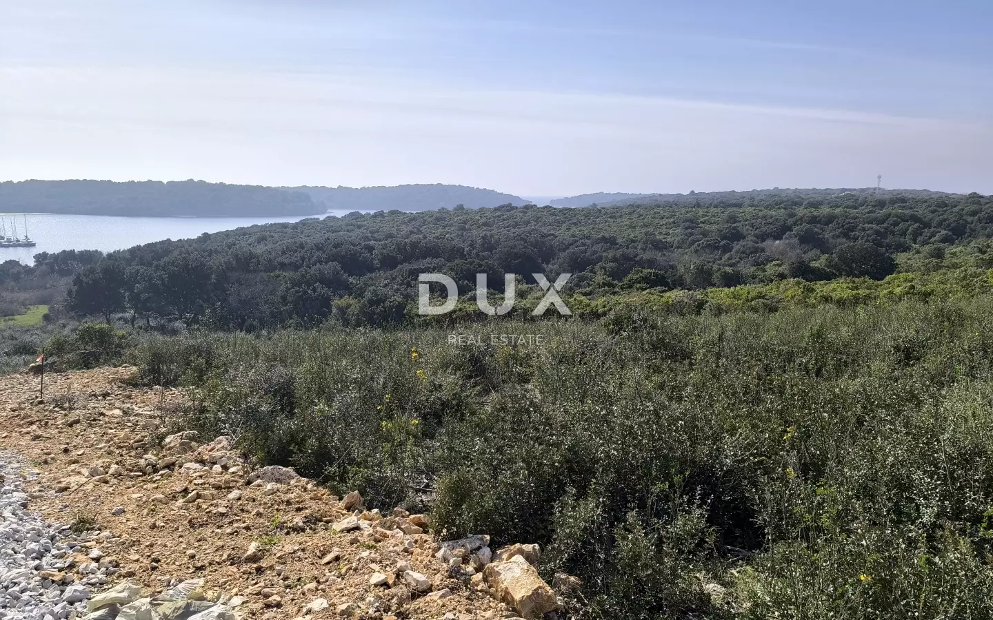 Land In Vinkuran, Croatia (664 M²)
