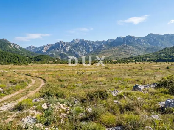 Land In Sveti Rok, Croatia (4.320 M²)
