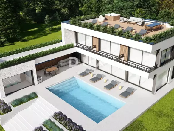 5-bedroom Detached House In Poreč, Croatia (302 M²)