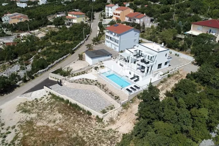 3-bedroom Detached House In Šmrika, Croatia (250 M²)
