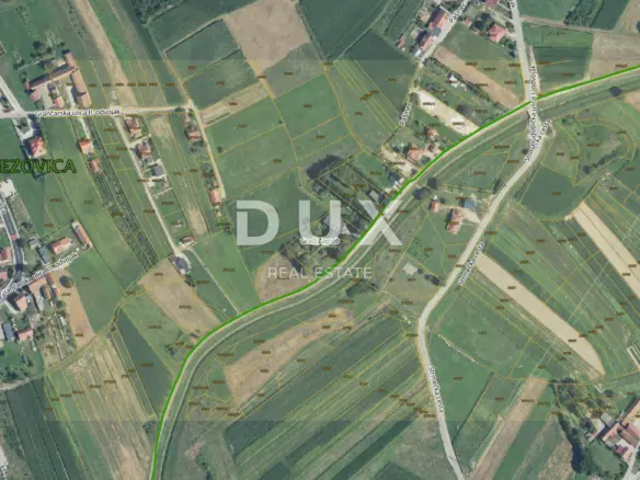Land In Odranski Obrež, Croatia (1.828 M²)