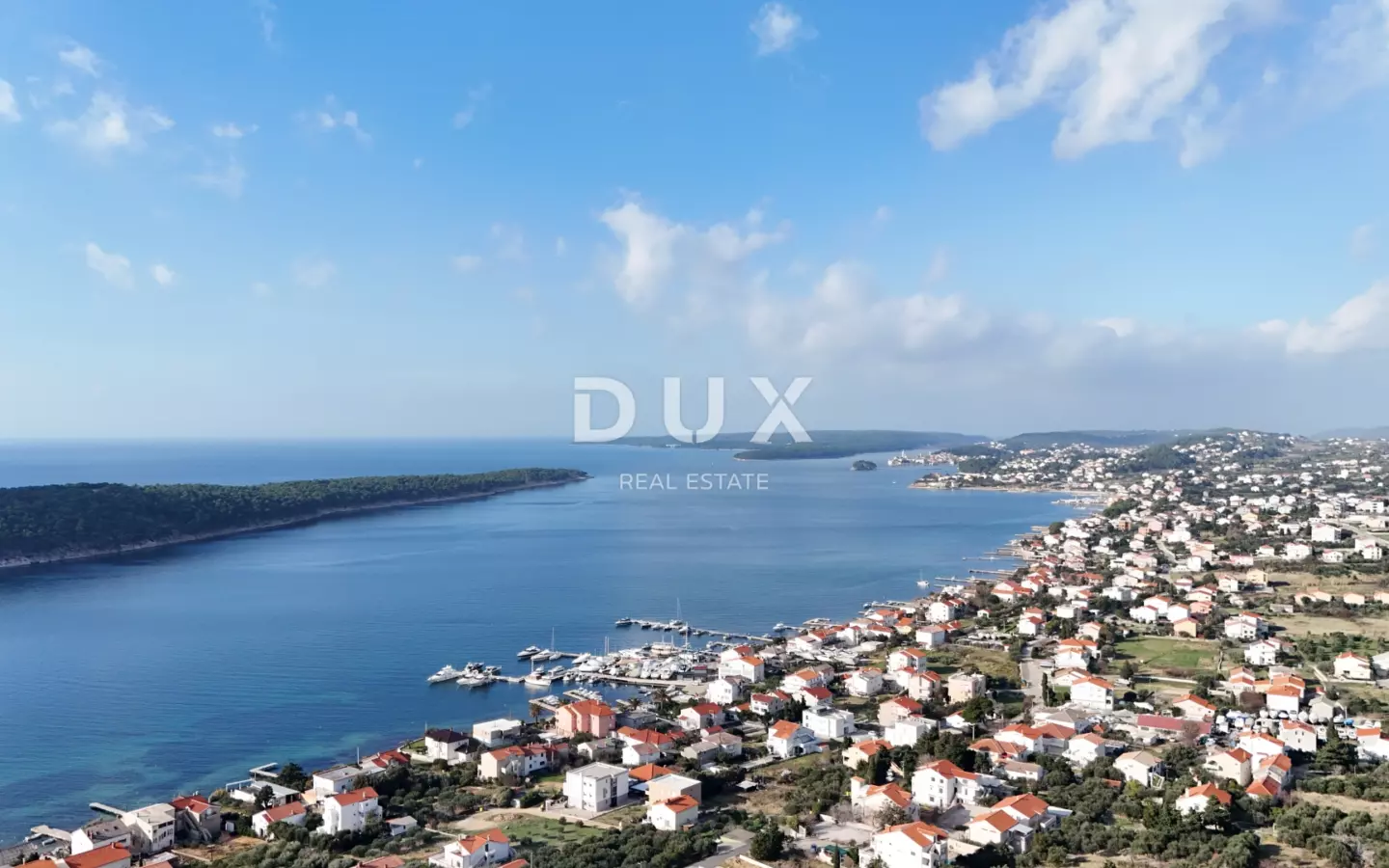 Land In Barbat Na Rabu, Croatia (1.008 M²)