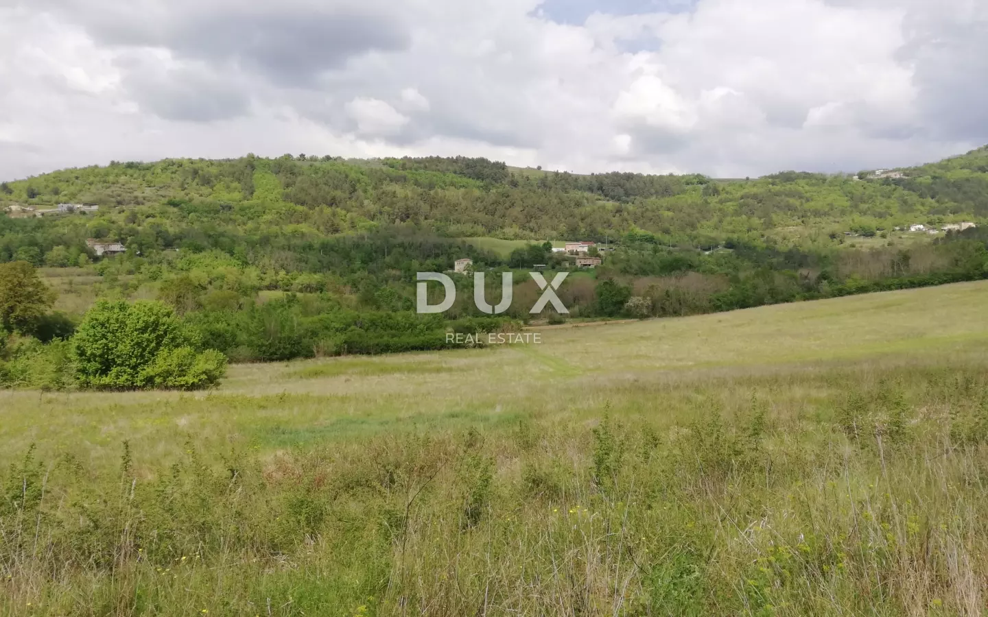 Land In Motovun, Croatia (53.183 M²)