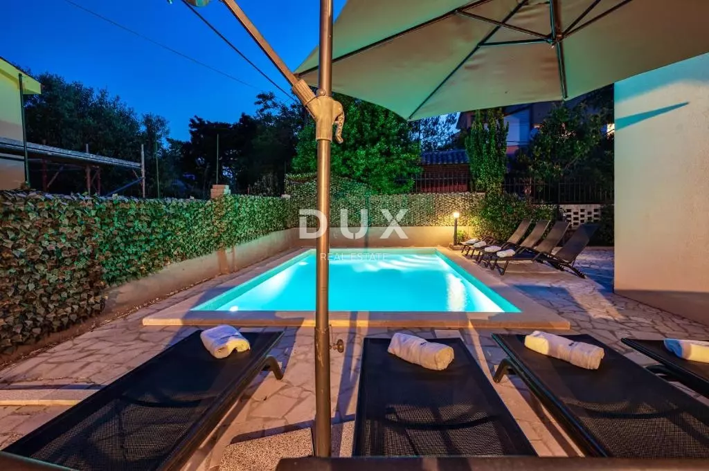 6-bedroom Villa In Ližnjan, Croatia (260 M²)