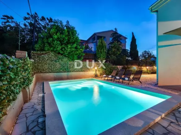 6-bedroom Villa In Ližnjan, Croatia (260 M²)