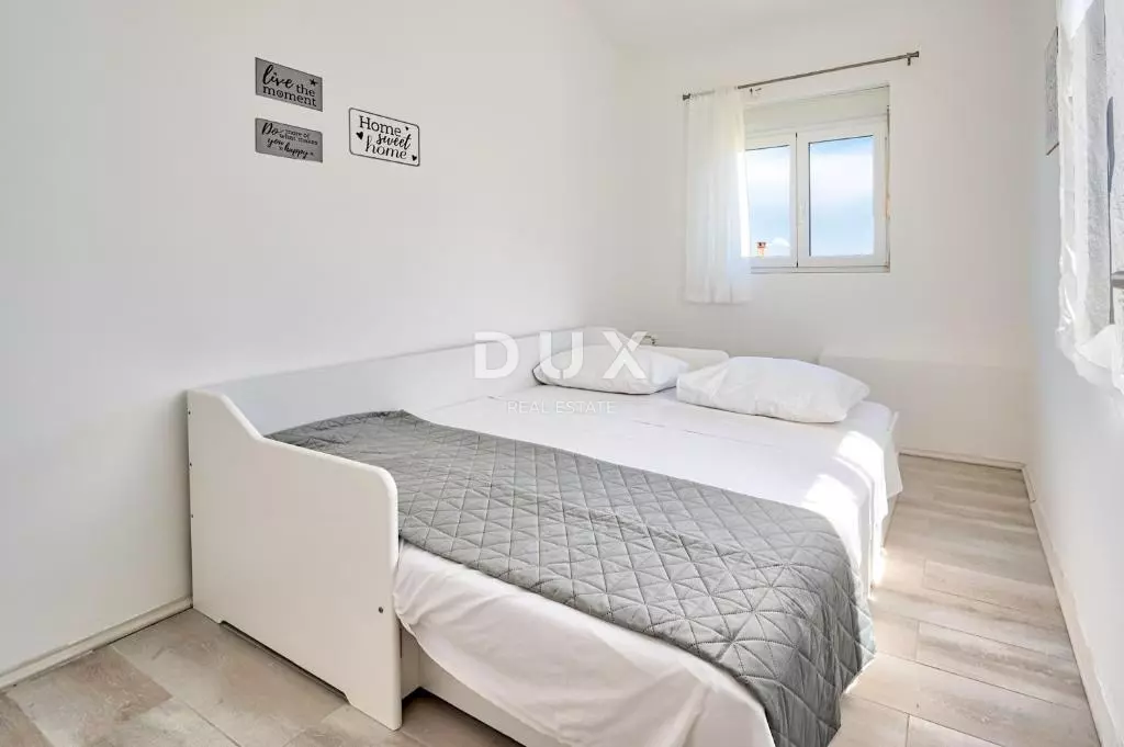 6-bedroom Villa In Ližnjan, Croatia (260 M²)