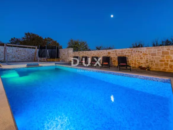6-bedroom Detached House In Murvica, Croatia (230 M²)
