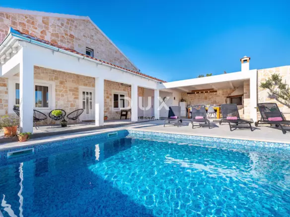 6-bedroom Detached House In Murvica, Croatia (230 M²)
