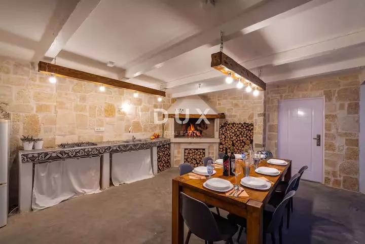6-bedroom Detached House In Murvica, Croatia (230 M²)