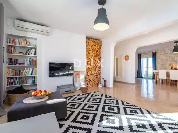 6-bedroom Detached House In Murvica, Croatia (230 M²)