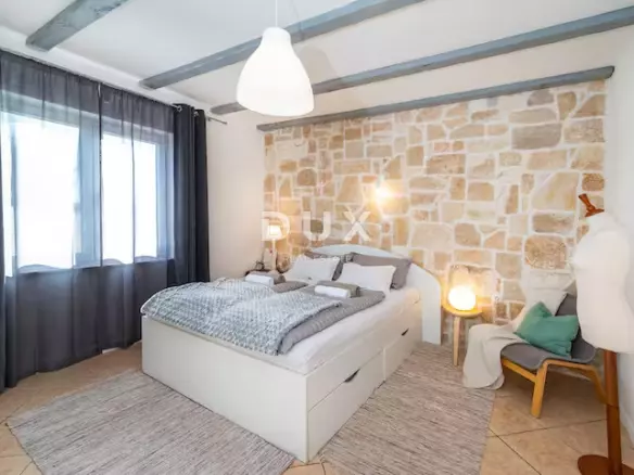 6-bedroom Detached House In Murvica, Croatia (230 M²)