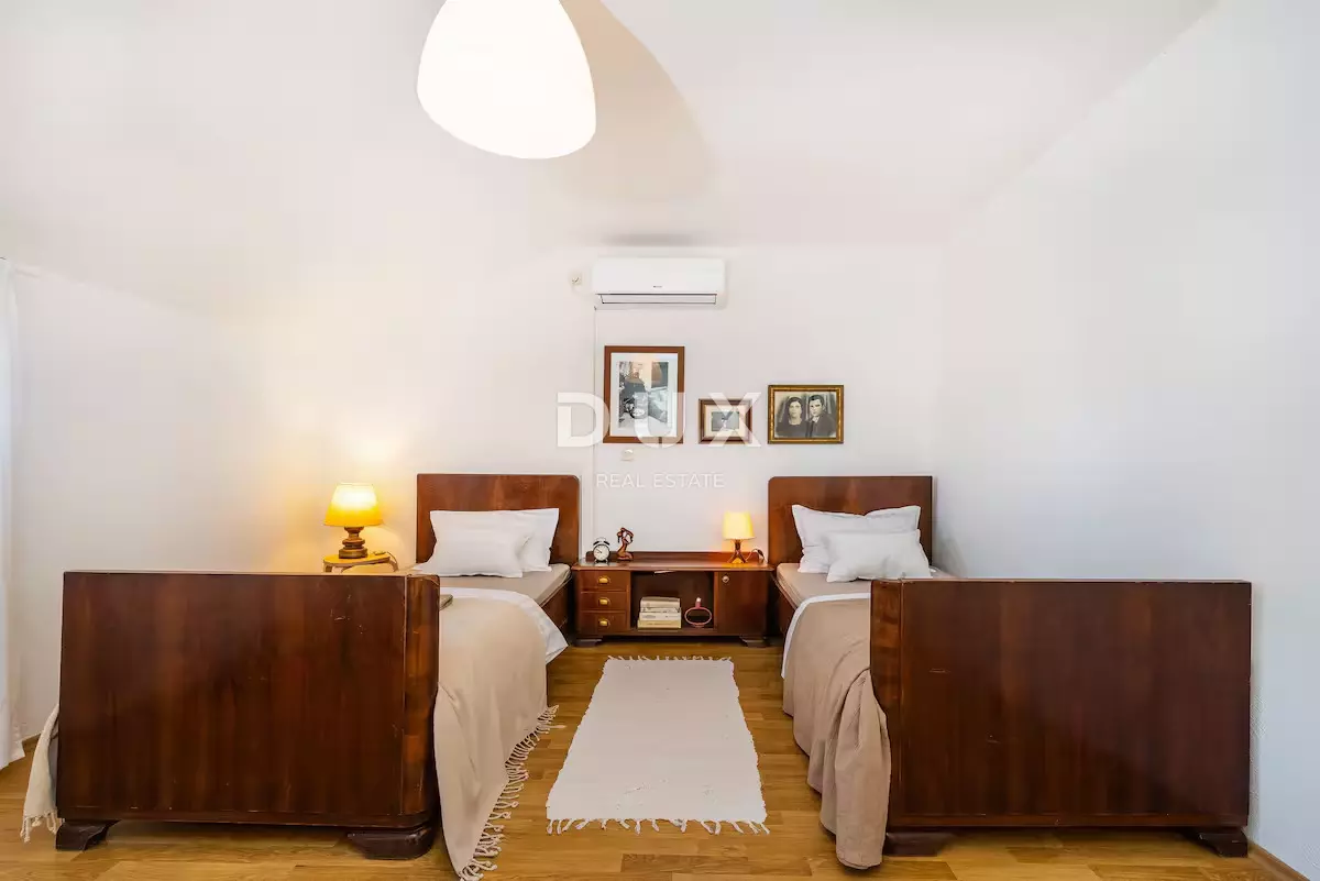 6-bedroom Detached House In Murvica, Croatia (230 M²)