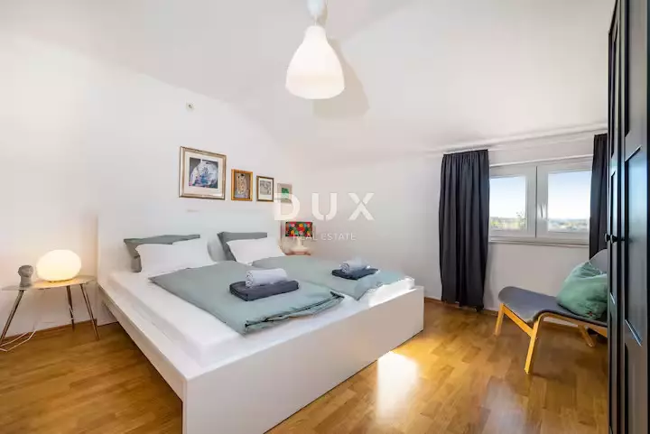 6-bedroom Detached House In Murvica, Croatia (230 M²)
