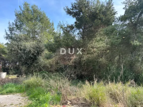 Land In Medulin, Croatia (755 M²)
