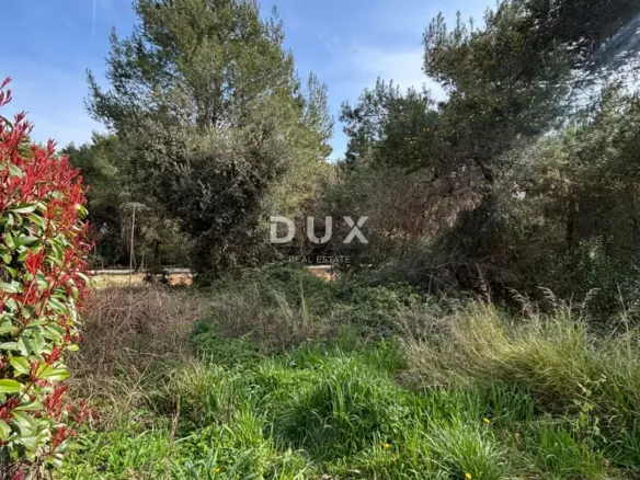 Land In Medulin, Croatia (755 M²)