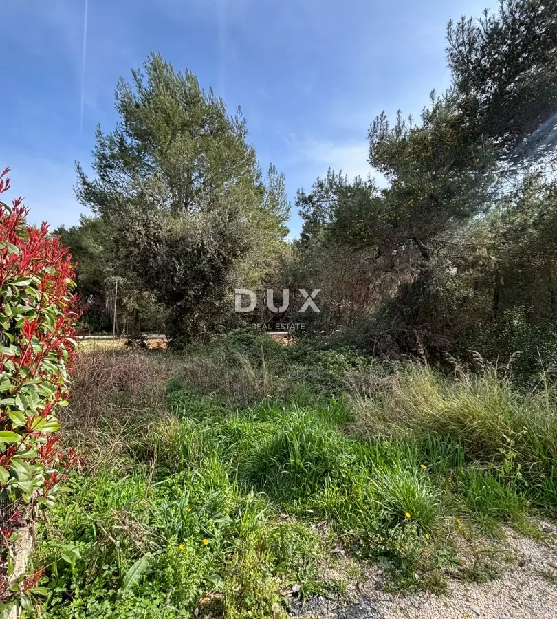 Land In Medulin, Croatia (755 M²)