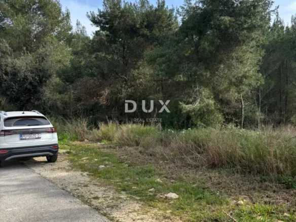 Land In Medulin, Croatia (755 M²)
