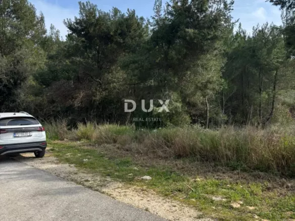 Land In Medulin, Croatia (755 M²)
