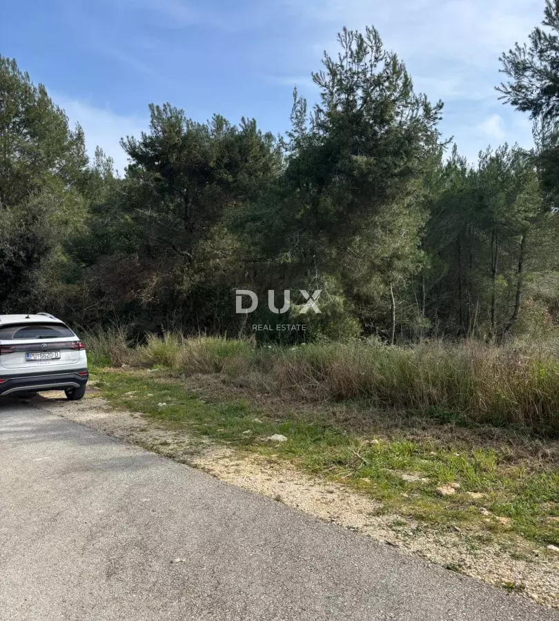 Land In Medulin, Croatia (755 M²)