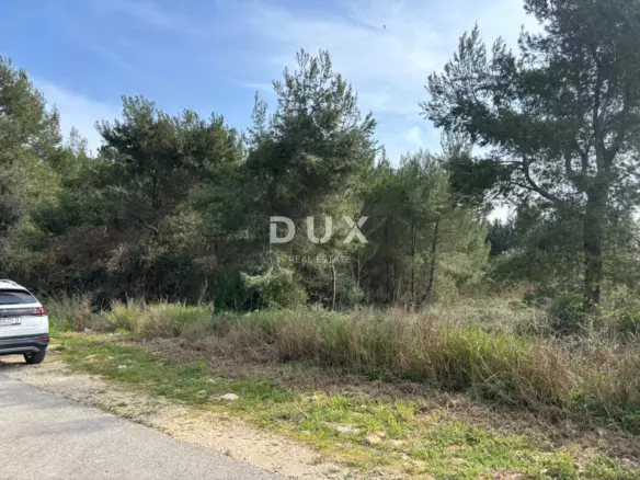 Land In Medulin, Croatia (755 M²)