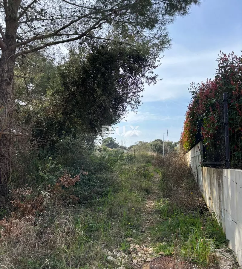 Land In Medulin, Croatia (755 M²)