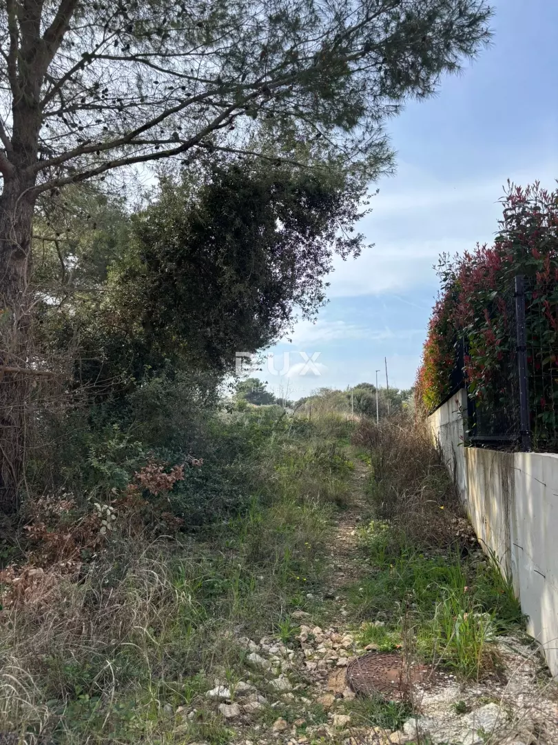 Land In Medulin, Croatia (755 M²)