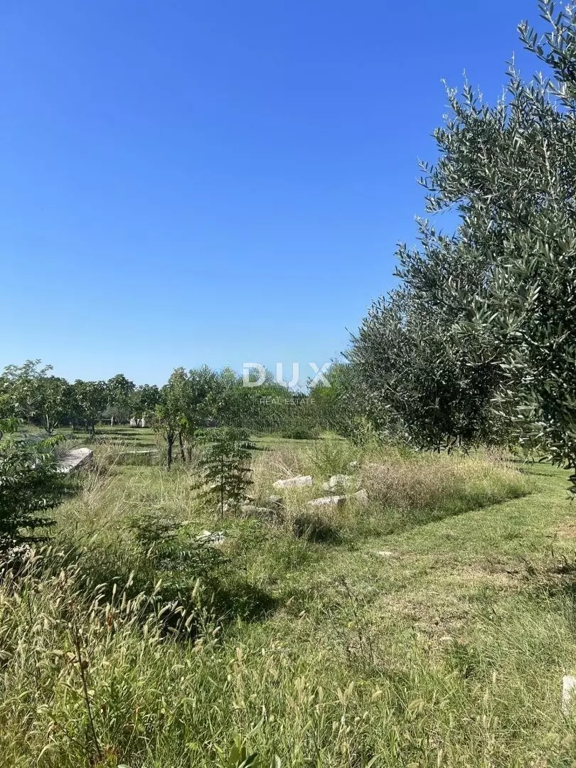 Land In Rakalj, Croatia (1.058 M²)