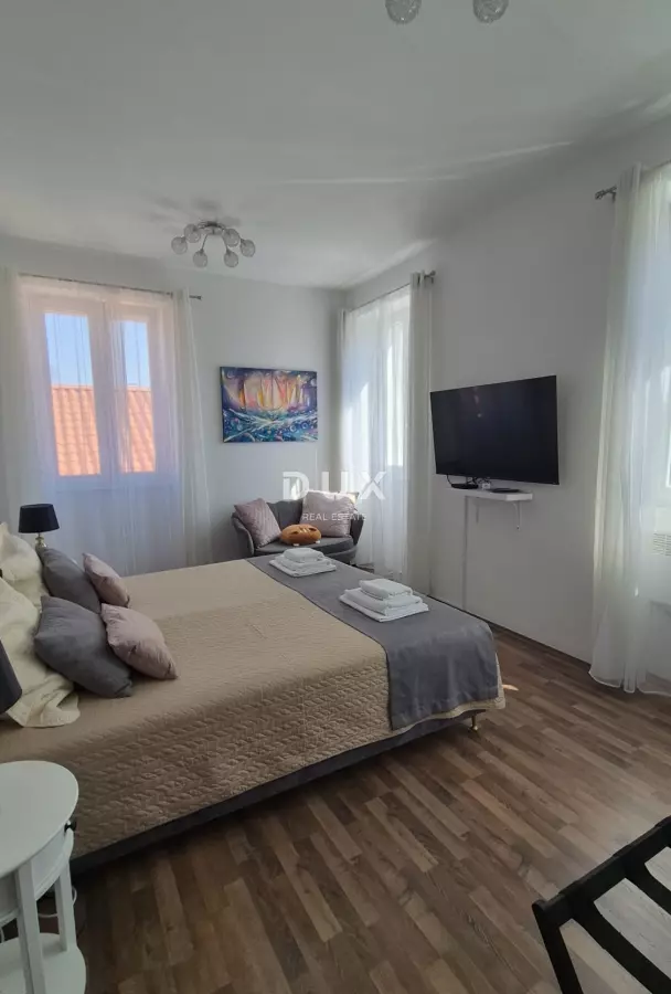2-bedroom Apartment In Poluotok, Croatia (59 M²)