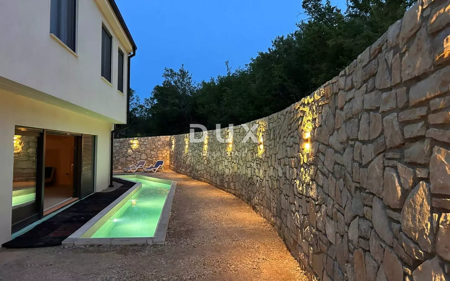 5-bedroom Villa In Risika, Croatia (422 M²)