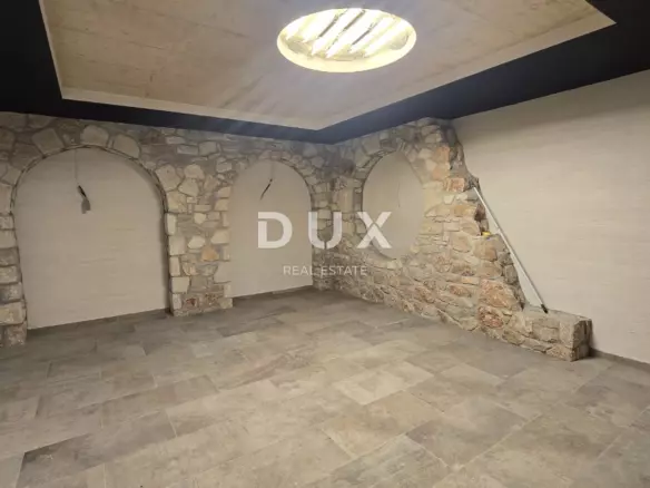 5-bedroom Villa In Risika, Croatia (422 M²)