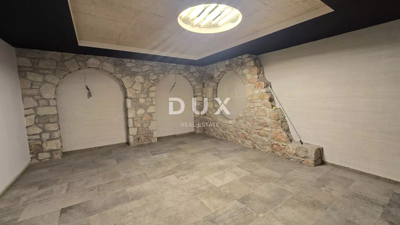 5-bedroom Villa In Risika, Croatia (422 M²)