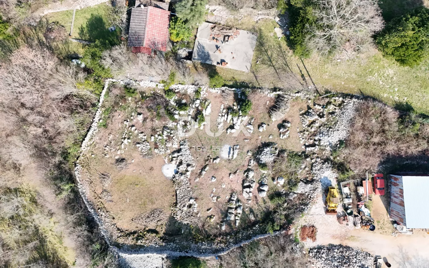 Land In Malinska, Croatia (641 M²)