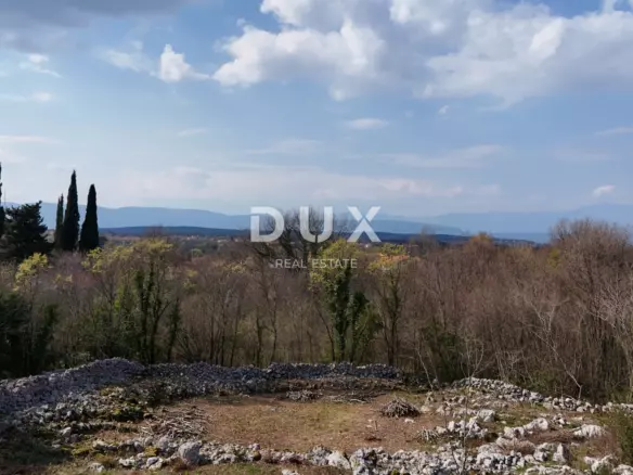 Land In Malinska, Croatia (641 M²)