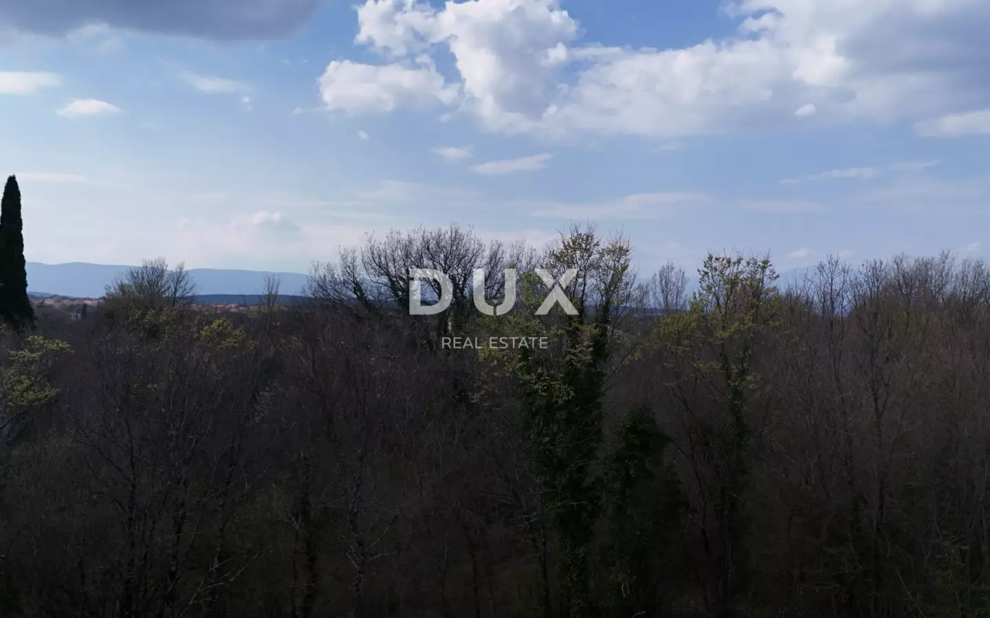 Land In Malinska, Croatia (836 M²)