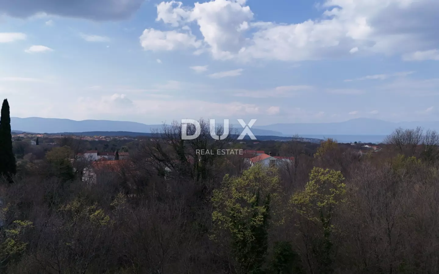 Land In Malinska, Croatia (836 M²)