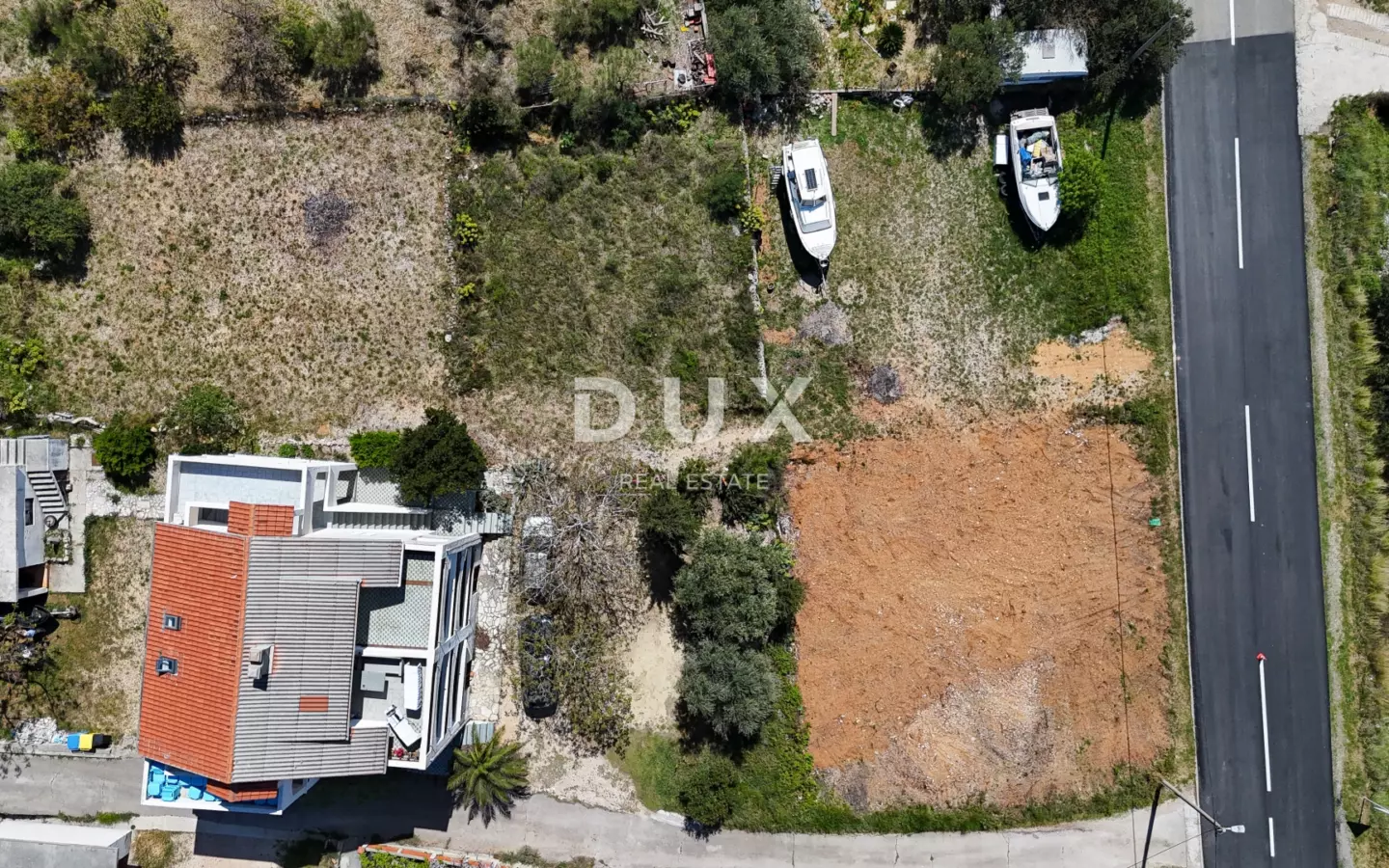 Land In Barbat Na Rabu, Croatia (1.008 M²)