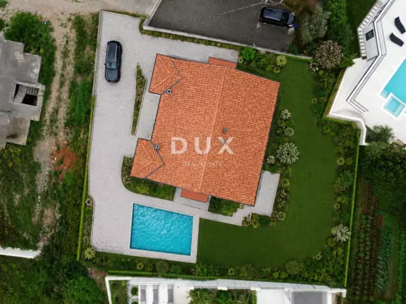 3-bedroom Apartment In Poljane, Croatia (225 M²)