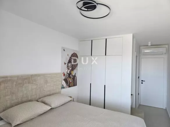 8-bedroom Villa In Jadranovo, Croatia (277 M²)