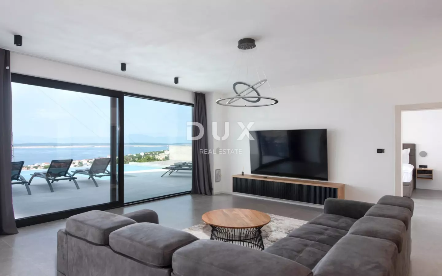 5-bedroom Villa In Crikvenica, Croatia (340 M²)