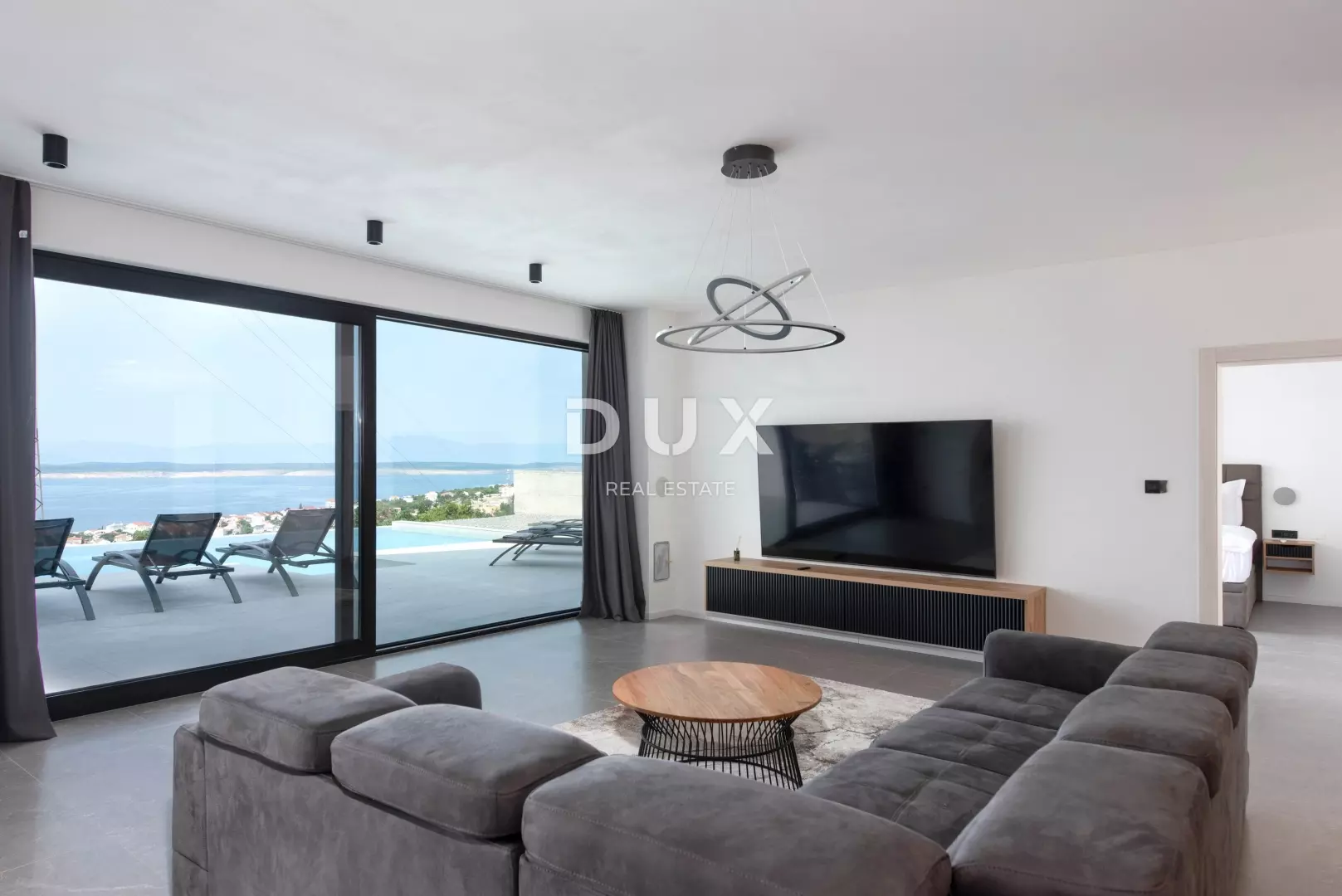 5-bedroom Villa In Crikvenica, Croatia (340 M²)