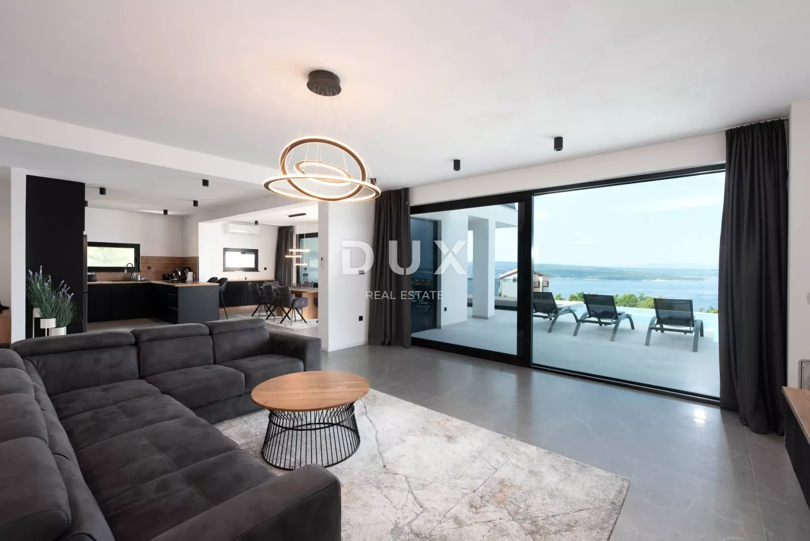 5-bedroom Villa In Crikvenica, Croatia (340 M²)