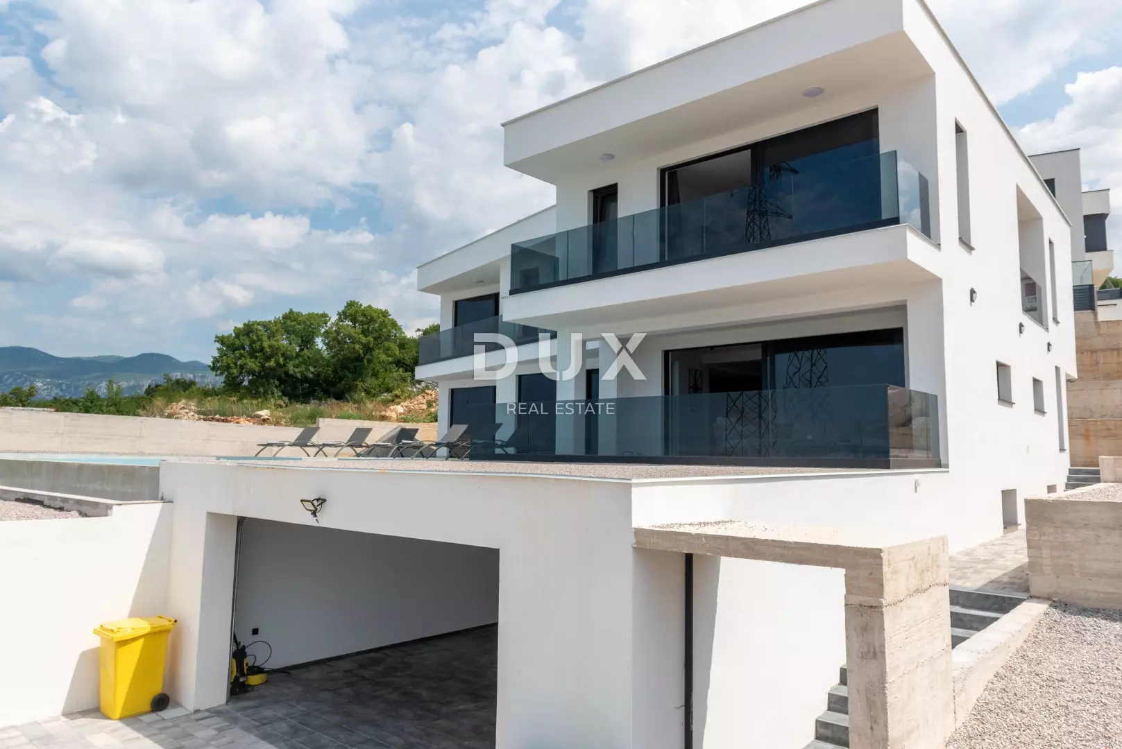 5-bedroom Villa In Crikvenica, Croatia (340 M²)